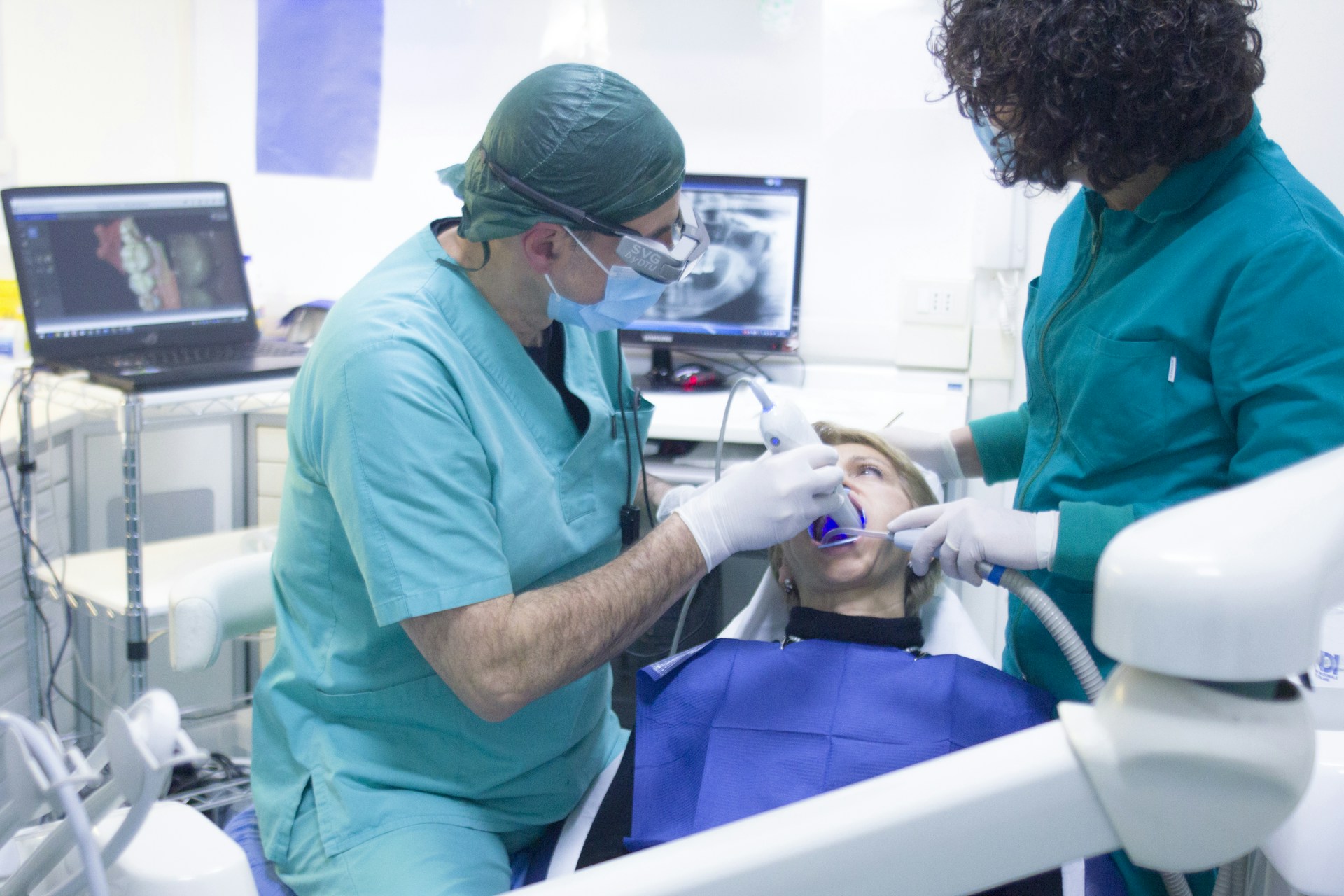 What Does a Dental Assistant Do? Job Overview 4 Essential Skills and Qualifications